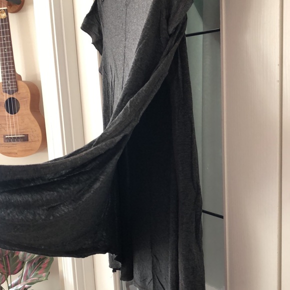 Jessica Simpson Grey Maternity Nursing Top - Picture 4 of 4